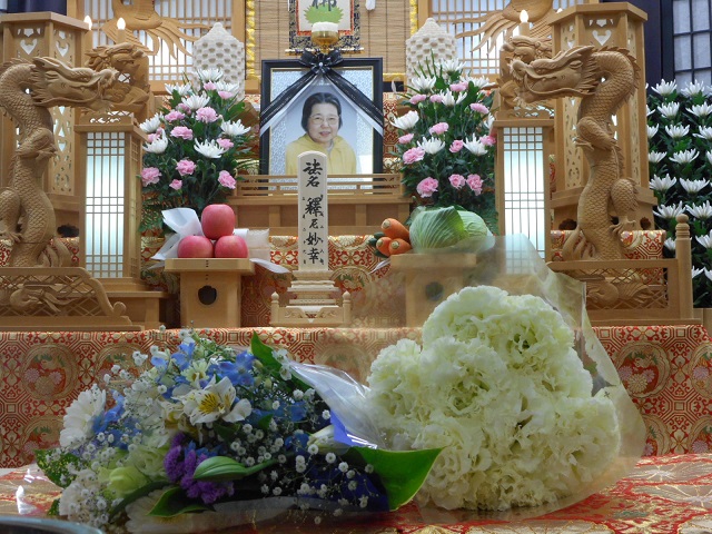 祭壇　有松斎場　遺影