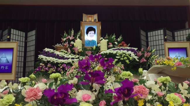 平安会館　花祭壇