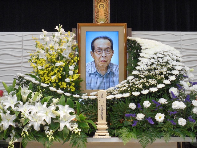 平安会館　絆祭壇　家族想