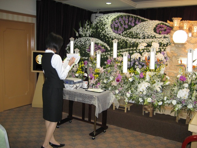 平安会館　家族葬　プレア千種　祭壇