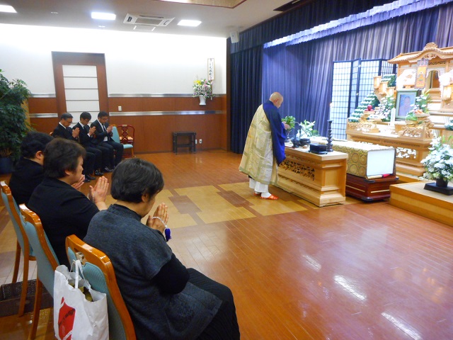 式場　合掌　お寺様