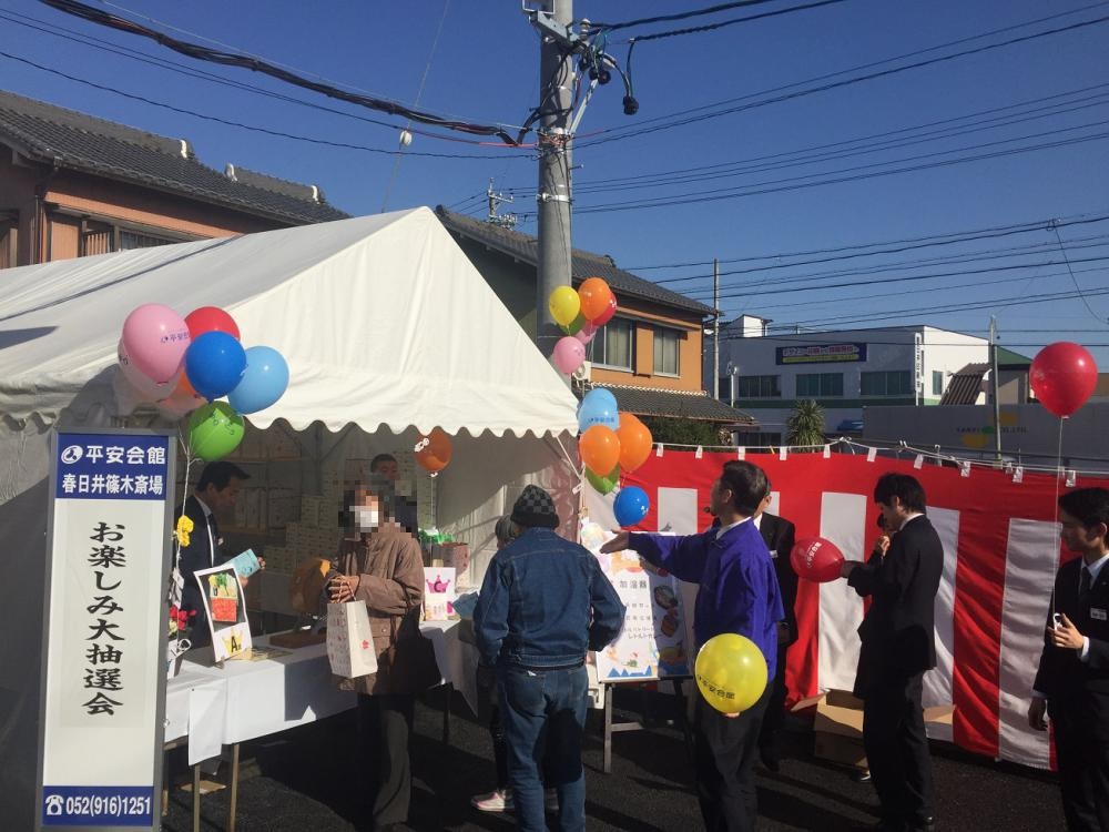 館内見学会の様子