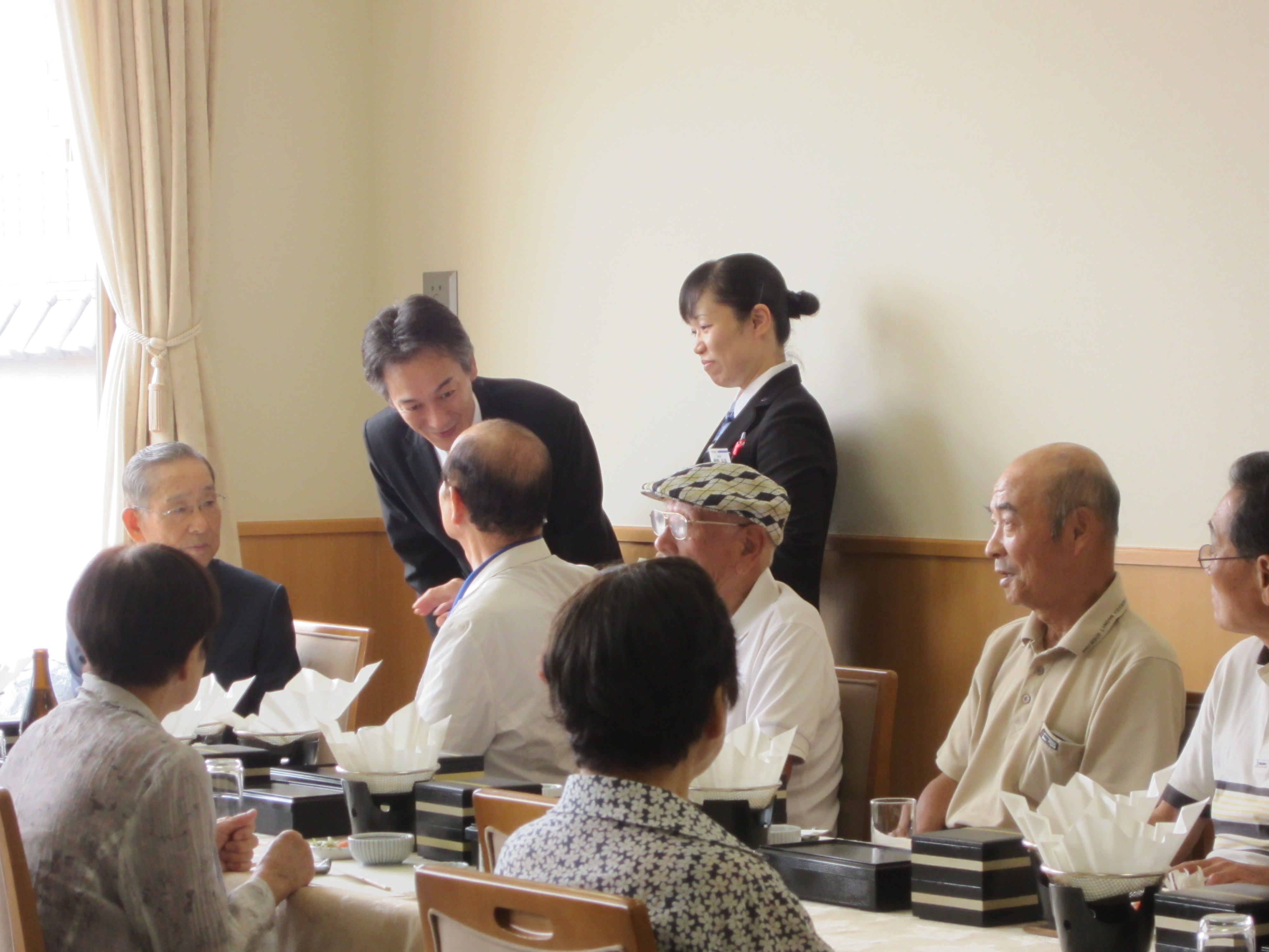 会食室　挨拶