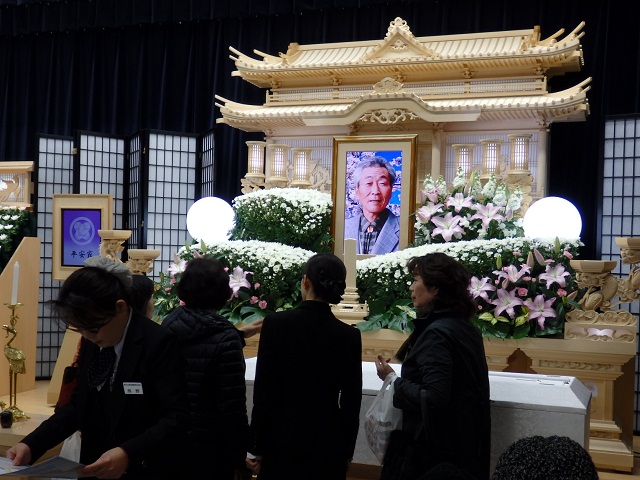 平安会館　家族葬　ライン祭壇