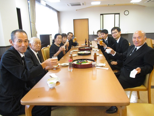 中川斎場　家族葬　通夜振舞い