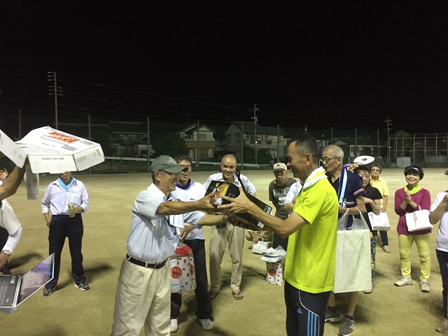 大池区夏季グラウンドゴルフ大会　表彰式