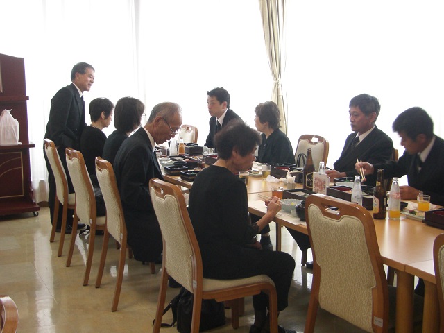 法要　会食