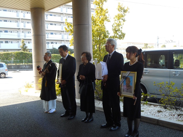 ４役 出棺 平安会館