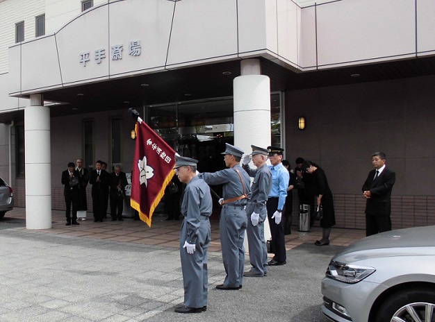 消防団　平手斎場　お見送り