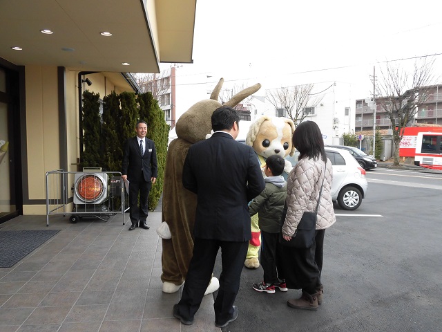 人形　お帰り　平安会館　