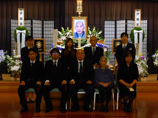 葬儀　スタッフ　平安会館　有松斎場