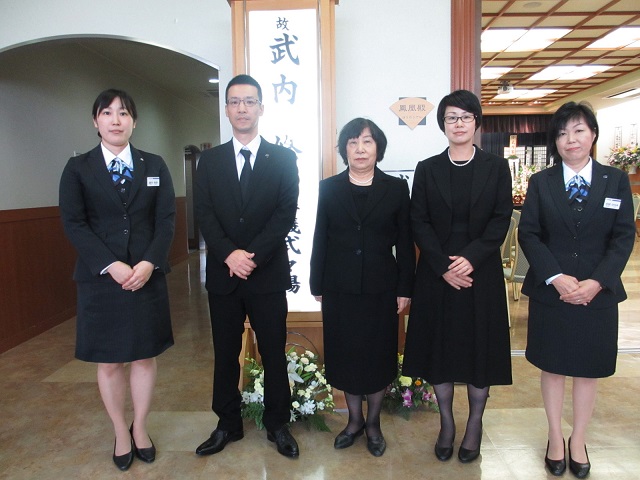 集合写真　名古屋市緑区　葬儀　平安会館　スタッフ