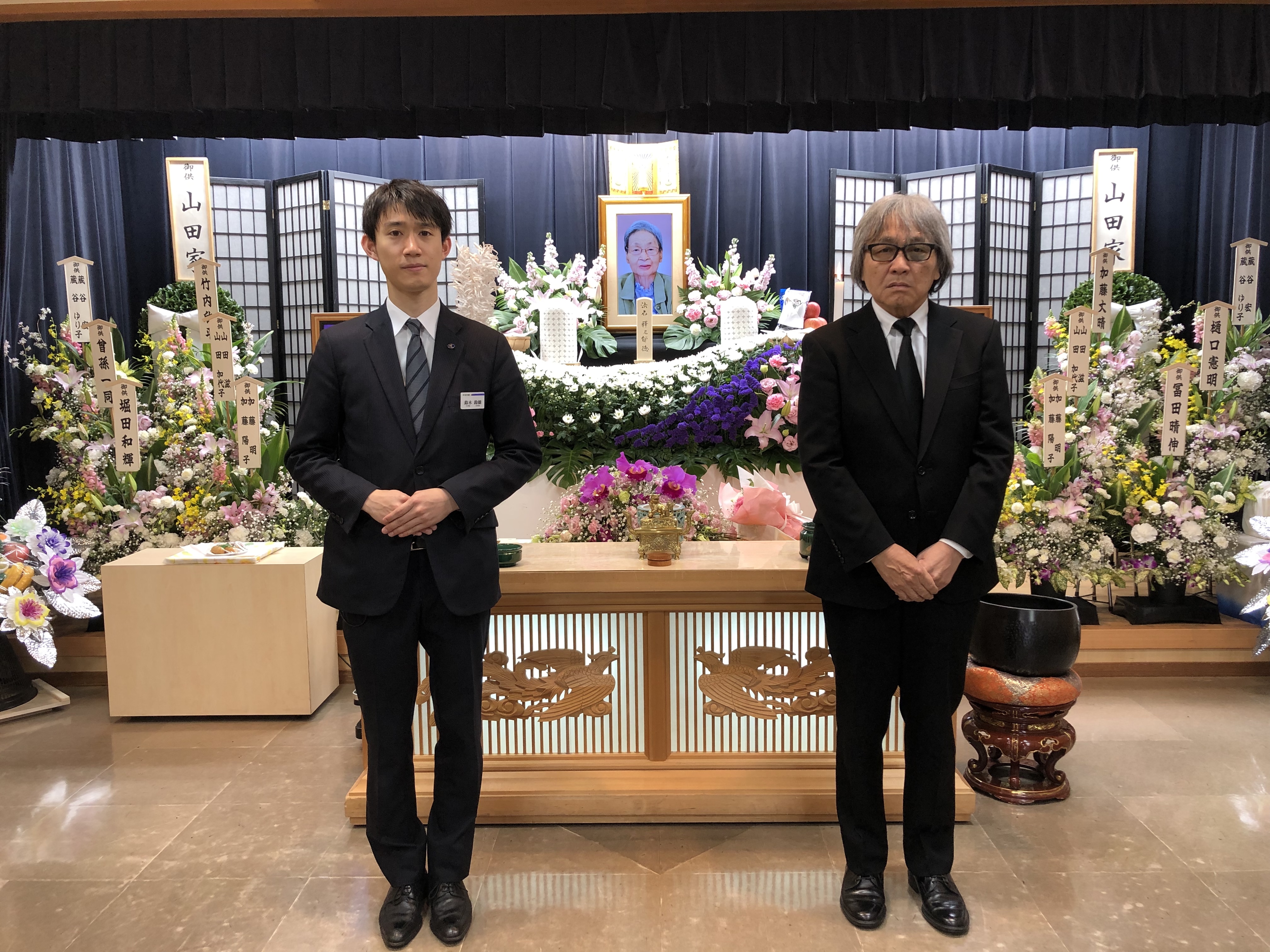 北区　平安会館　名古屋斎場　喪主様との集合写真