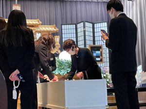 東海市　東海荒尾斎場　お別れ