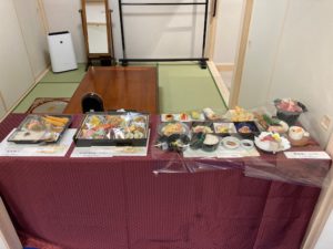 知多市　八幡チタソーホール　食事展示